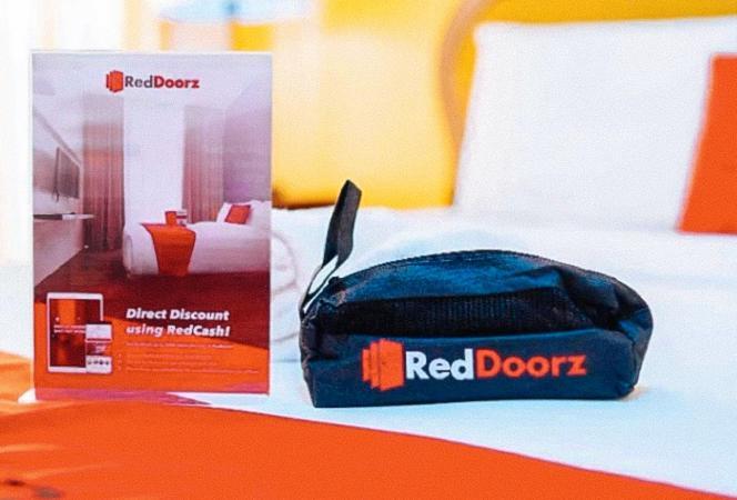 Reddoorz At Bel Air Soho Suites Makati City Kültér fotó
