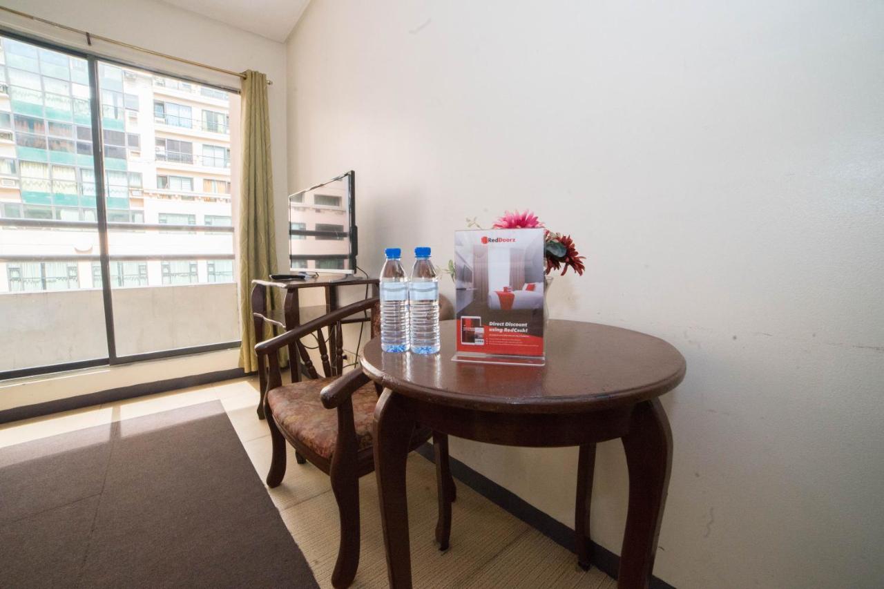 Reddoorz At Bel Air Soho Suites Makati City Kültér fotó